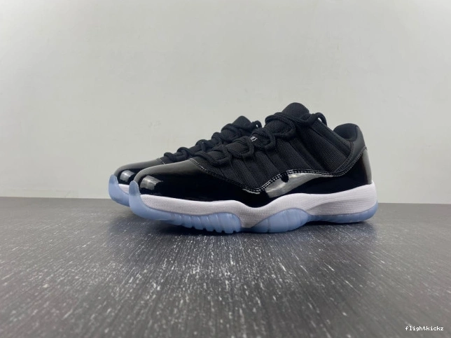 Jordan FV5104-004 Low 11 Air Jam Space 0808